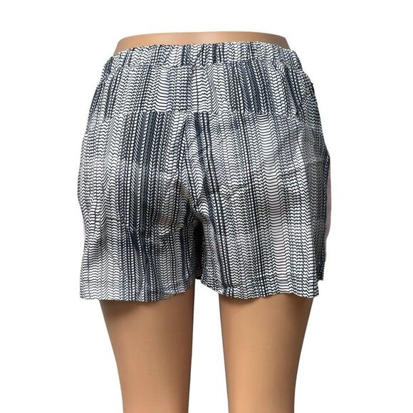 ASICS Women's Ready-Set 3In Graphic Shorts, Black/White - Picture 4 of 12